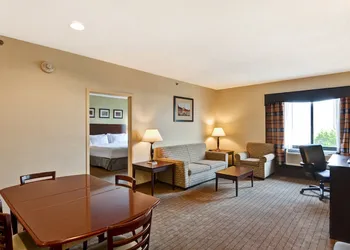 Holiday Inn Express Boston by IHG hotel thumbnail 8