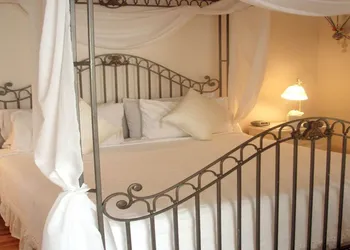 Ambrosia Key West hotel thumbnail 3