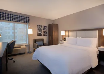 Hampton Inn by Hilton Boston/Cambridge hotel thumbnail 8