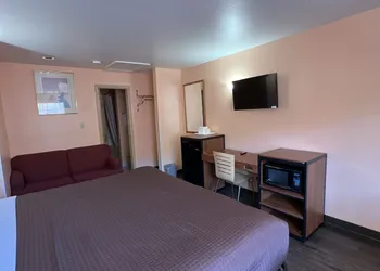 Executive Inn & Suites Near Lackland AFB hotel thumbnail 7