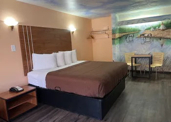 Executive Inn & Suites Near Lackland AFB hotel thumbnail 8