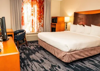 Fairfield Inn & Suites by Marriott San Antonio Alamo Plaza/Convention Center hotel thumbnail 6