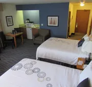 Best Western Plus Edmonds Harbor Inn hotel detail image 4