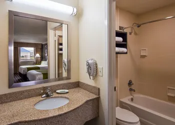 Best Western Garden Inn hotel thumbnail 6