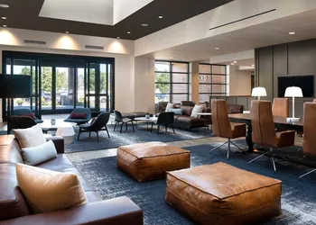 Courtyard by Marriott Seattle Downtown Lake Union hotel thumbnail 4