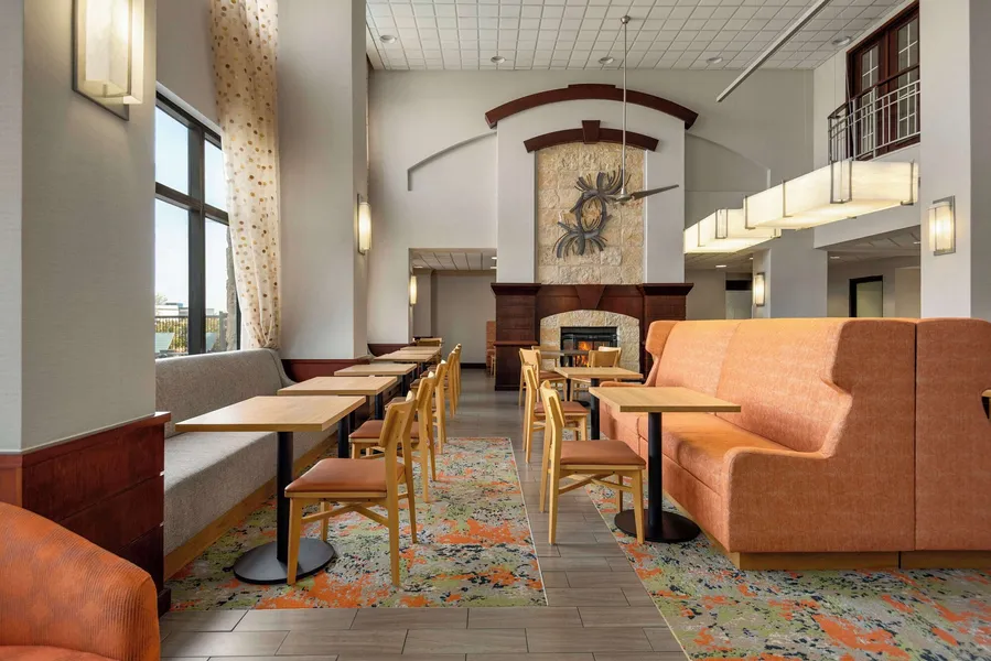 Hampton Inn & Suites San Marcos hotel detail image 2