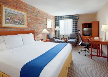 Holiday Inn Express Toronto East - Scarborough by IHG hotel thumbnail 4