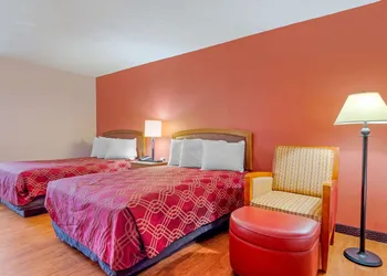 Econo Lodge Decatur - Atlanta East hotel thumbnail 8