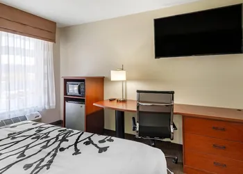 Sleep Inn & Suites Stockbridge Atlanta South hotel thumbnail 7
