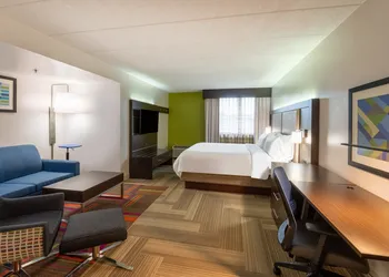 Holiday Inn Express Philadelphia NE - Bensalem by IHG hotel thumbnail 6