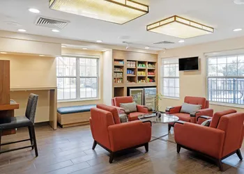 MainStay Suites Mt. Laurel - Philadelphia hotel thumbnail 2
