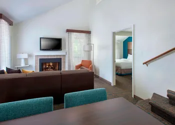 Residence Inn by Marriott Philadelphia Valley Forge hotel thumbnail 2