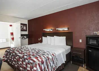 Red Roof Inn Mt Laurel hotel thumbnail 4