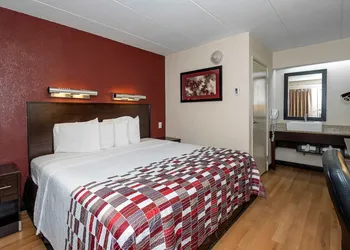 Red Roof Inn Mt Laurel hotel thumbnail 6