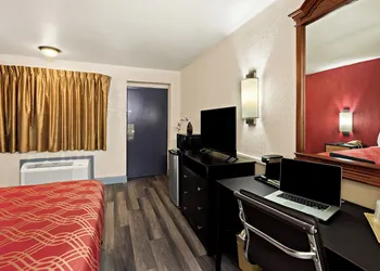 Bellmawr Economy Inn hotel thumbnail 5