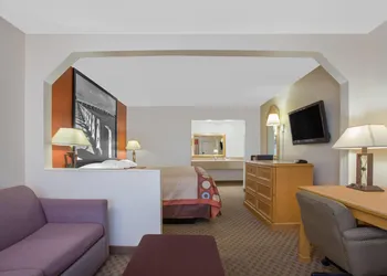 Super 8 by Wyndham Port Royal/Beaufort hotel thumbnail 4