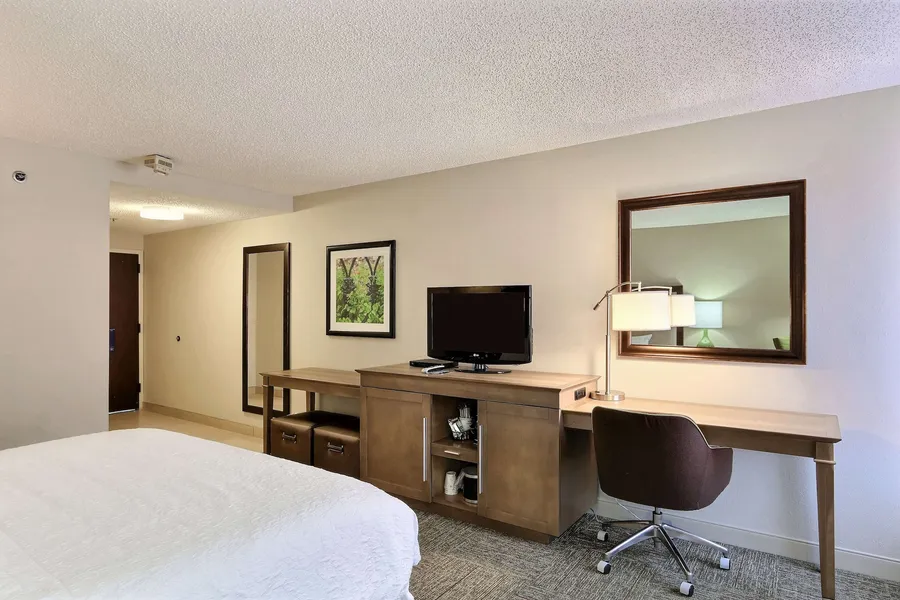Hampton Inn Savannah-I-95/Richmond Hill hotel detail image 6