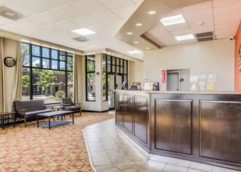 Econo Lodge Garden City - Savannah hotel thumbnail 5