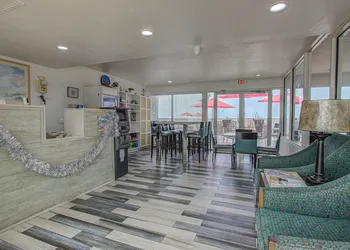 The Beach House Inn hotel thumbnail 2
