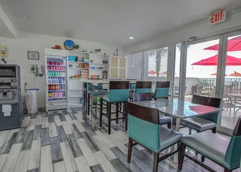The Beach House Inn hotel thumbnail 4