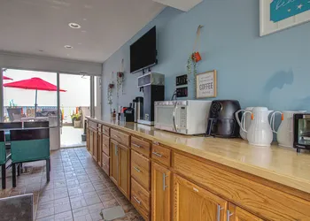 The Beach House Inn hotel thumbnail 6