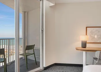 Spark by Hilton Ormond Beach Oceanfront hotel thumbnail 7
