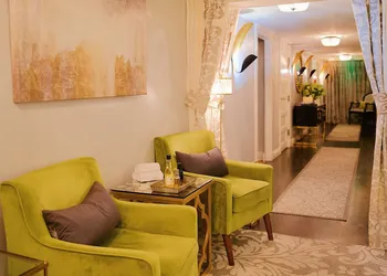 The Oxford Hotel hotel thumbnail 6