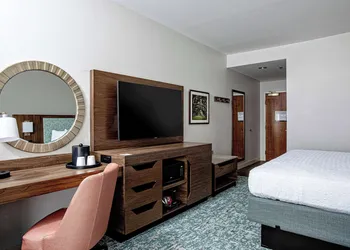 Hampton Inn & Suites Charleston/West Ashley hotel thumbnail 5