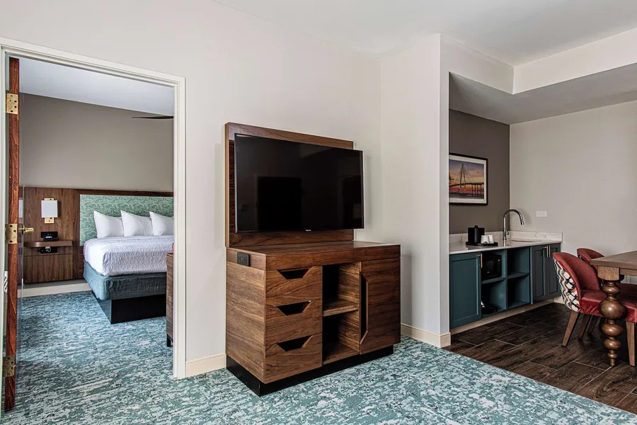 Hampton Inn & Suites Charleston/West Ashley hotel detail image 6