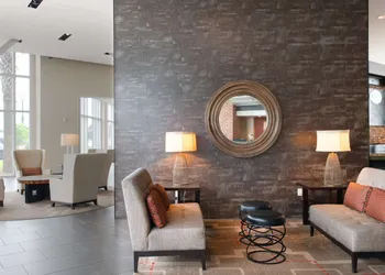 DoubleTree by Hilton Hotel & Suites Charleston Airport hotel thumbnail 5
