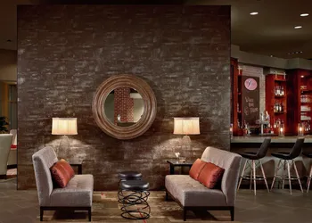 DoubleTree by Hilton Hotel & Suites Charleston Airport hotel thumbnail 7