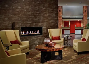 DoubleTree by Hilton Hotel & Suites Charleston Airport hotel thumbnail 8