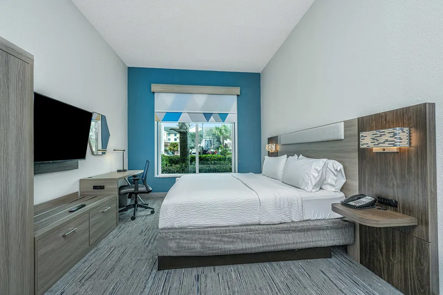 Holiday Inn Express & Suites Charleston Arpt-Conv Ctr Area hotel detail image 6