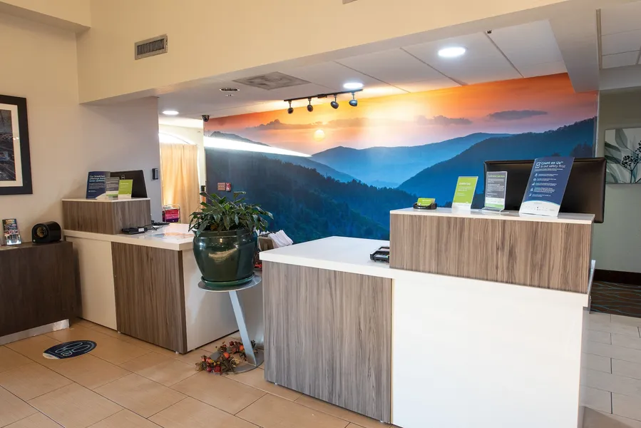 La Quinta Inn & Suites by Wyndham Sevierville / Kodak hotel detail image 6