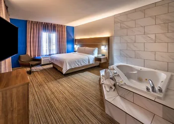 Holiday Inn Express Reno Airport by IHG hotel thumbnail 8