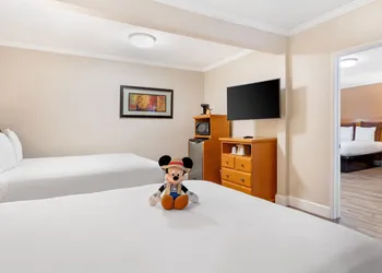 Anaheim Islander Inn and Suites hotel thumbnail 6