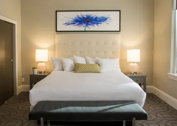 Magnolia Hotel Denver, A Tribute Portfolio Hotel hotel thumbnail 6