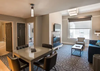 Magnolia Hotel Denver, A Tribute Portfolio Hotel hotel thumbnail 7