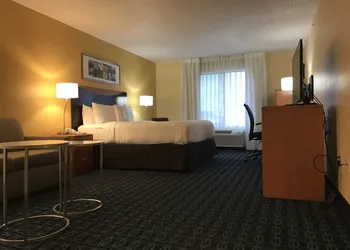 Fairfield Inn & Suites by Marriott Denver Tech Center/South hotel thumbnail 4