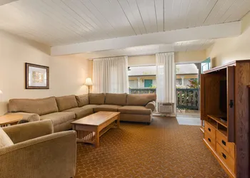 Best Western Plus Santa Barbara hotel thumbnail 8