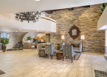Best Western Plus Carpinteria Inn hotel thumbnail 3