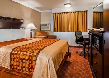 Lompoc Valley Inn and Suites hotel thumbnail 5