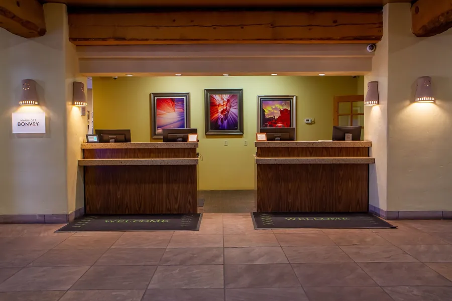 Courtyard by Marriott Lake Powell hotel detail image 2