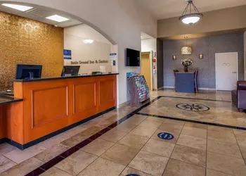 Best Western Plus Battle Ground Inn & Suites hotel thumbnail 2