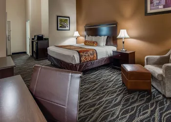 Best Western Plus Battle Ground Inn & Suites hotel thumbnail 8