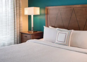 Residence Inn by Marriott Portland North hotel thumbnail 4