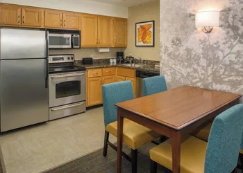 Residence Inn by Marriott Portland North hotel thumbnail 5