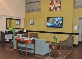 Holiday Inn Express Sarasota East - I-75 by IHG hotel thumbnail 2