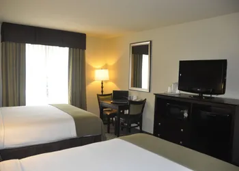 Holiday Inn Express Sarasota East - I-75 by IHG hotel thumbnail 5