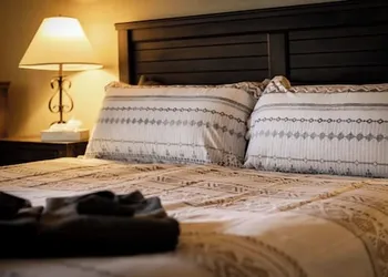 Lakeland Sandy Beach Retreat Private Escape hotel thumbnail 4